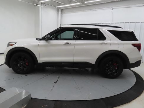 Used 2023 Ford Explorer ST w/ Equipment Group 401A AWD/4WD image 6