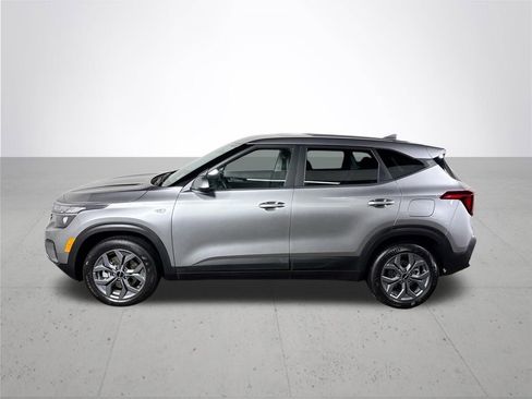 Certified 2026 Kia Seltos LX AWD/4WD image 10