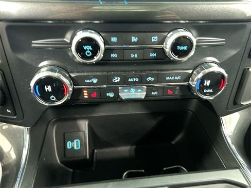 Used 2021 Ford F150 XLT w/ Equipment Group 302A High image 17