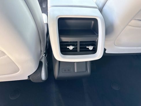 New 2026 Cadillac Lyriq Premium Luxury w/ LPO, Floor Liner Package RWD image 17