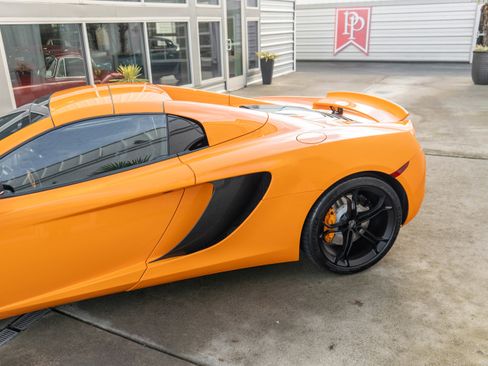 Used 2013 McLaren MP4-12C Spider image 5
