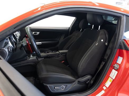 Used 2019 Ford Mustang GT w/ GT Performance Package image 18