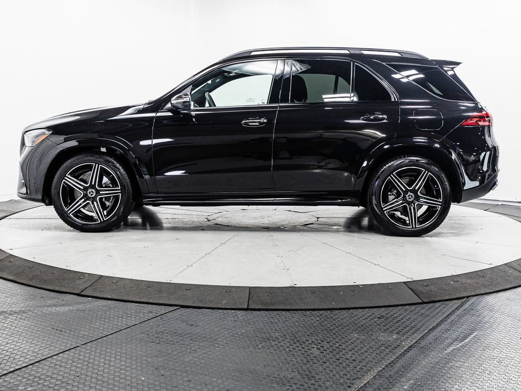 Used 2025 Mercedes-Benz GLE 450e 4MATIC image 4