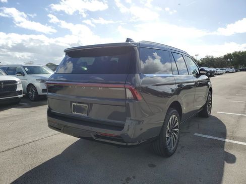 New 2025 Lincoln Navigator Black Label image 4
