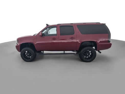 Used 2007 Chevrolet Suburban LT AWD/4WD image 8