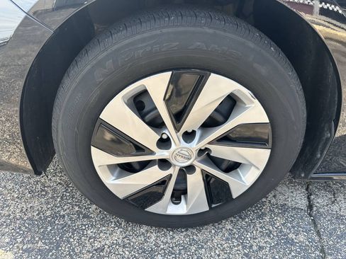 Used 2019 Nissan Altima 2.5 S FWD image 36