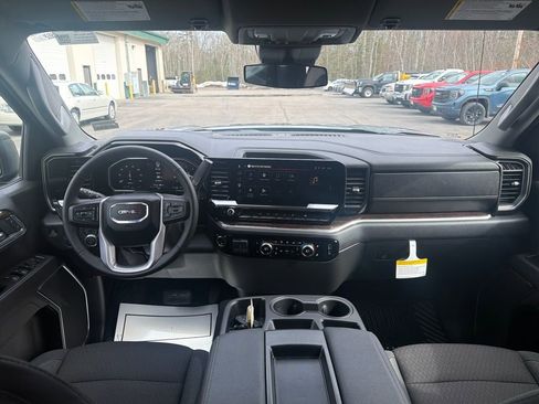 New 2026 GMC Sierra 1500 Elevation image 29