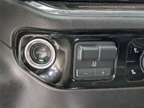 Used 2025 Chevrolet Silverado 2500 LT w/ Trail Boss Package image 21