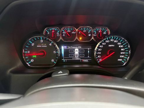 Used 2017 Chevrolet Silverado 1500 LT w/ Redline Edition AWD/4WD image 24