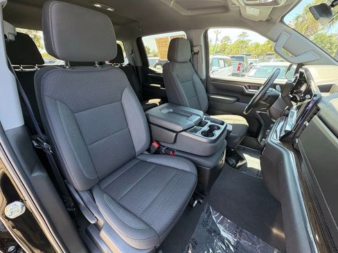 Used 2025 Chevrolet Silverado 1500 LT RWD image 25
