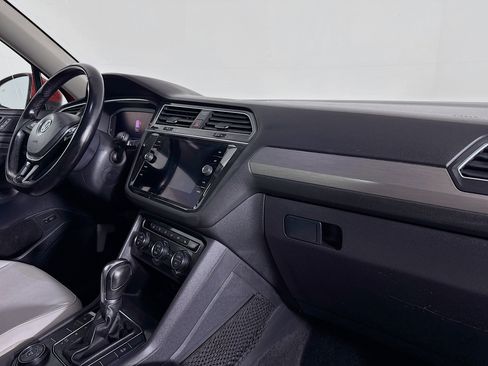 Used 2019 Volkswagen Tiguan SEL image 29