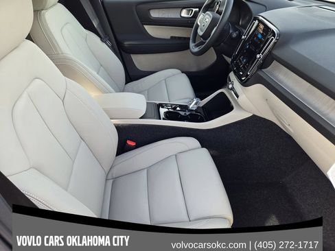 Used 2026 Volvo XC40 B5 Plus w/ Protection Package Premier AWD/4WD image 16