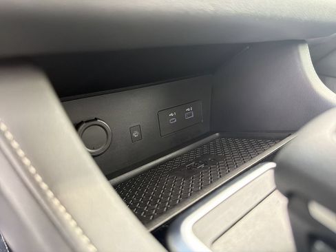 Certified 2025 Nissan Pathfinder SL w/ SL Premium Package FWD image 30