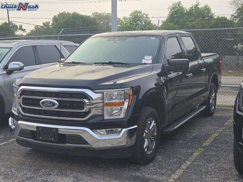 Used 2021 Ford F150 XLT w/ Equipment Group 301A Mid RWD image 3