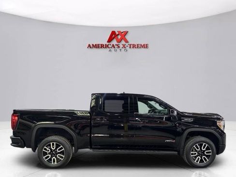 Used 2022 GMC Sierra 1500 AT4 w/ AT4 Premium Package AWD/4WD image 7