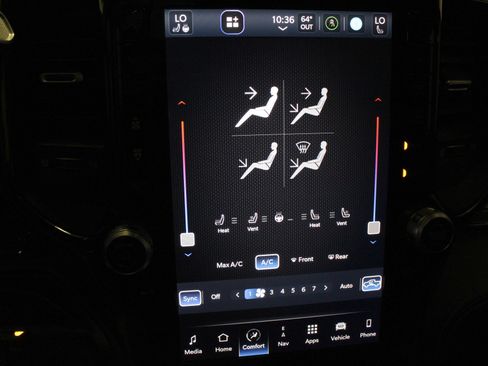 Used 2024 RAM 2500 Limited AWD/4WD image 24