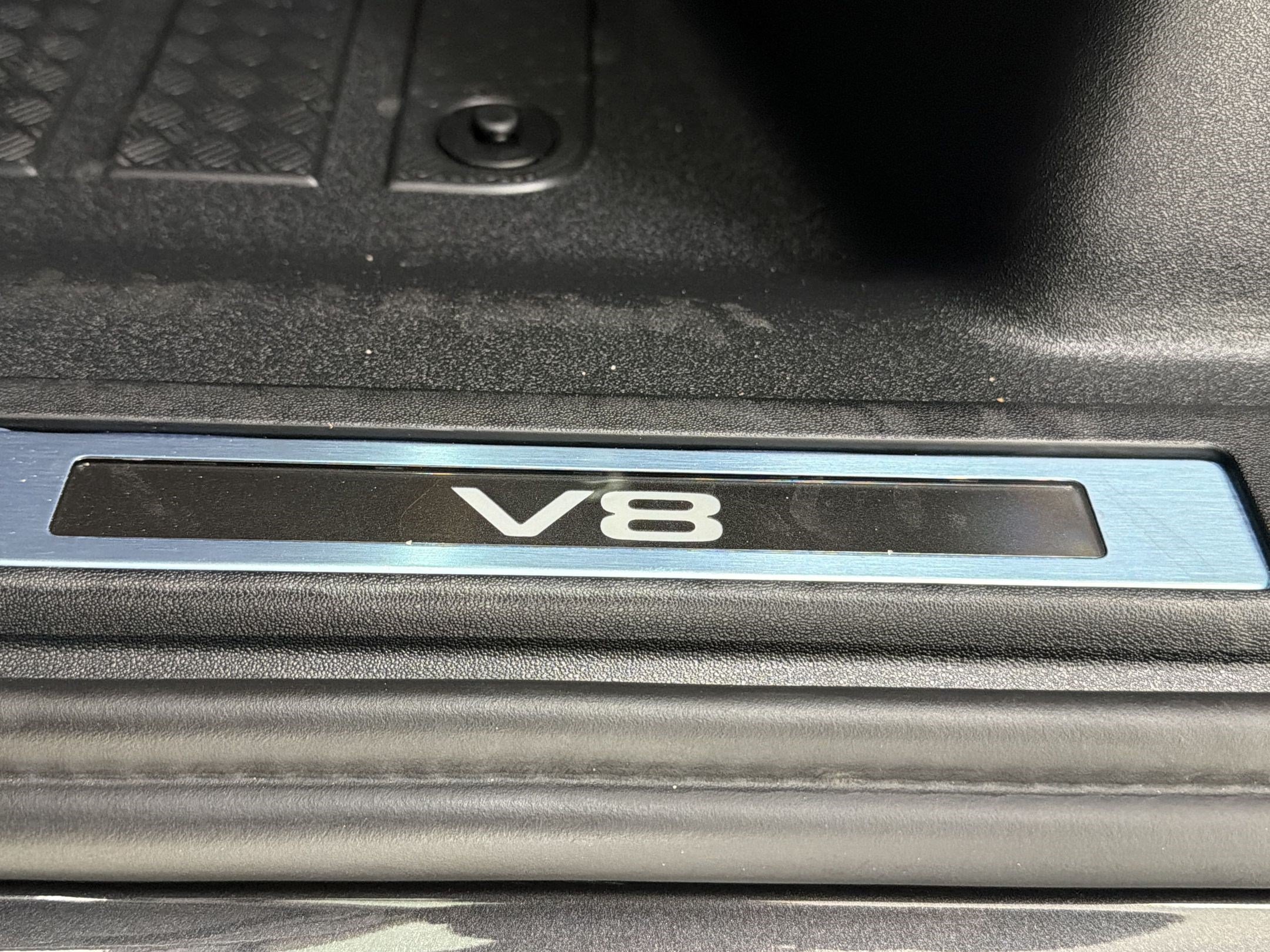 New 2026 Land Rover Defender 110 V8 AWD/4WD image 40