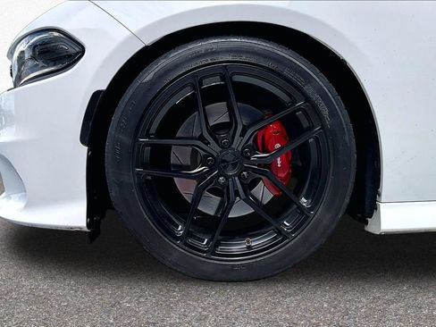 Used 2018 Dodge Charger R/T Scat Pack RWD image 35