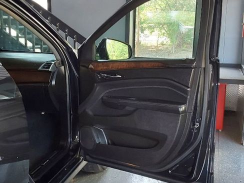 Used 2013 Cadillac SRX Luxury AWD/4WD image 11