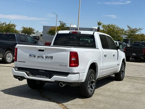 New 2026 RAM 1500 Laramie AWD/4WD image 7