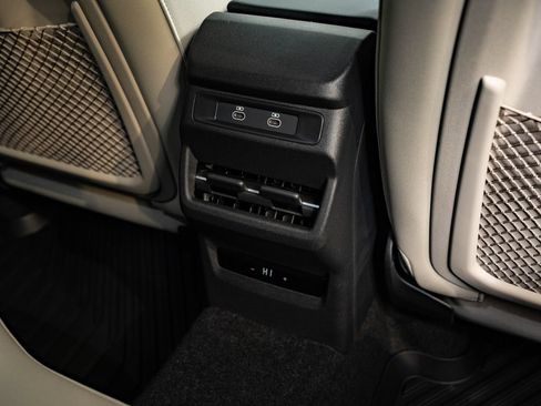 New 2026 Audi Q3 quattro 2.0T AWD/4WD image 37