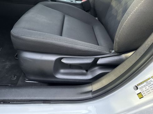 Used 2024 Toyota Corolla LE image 7