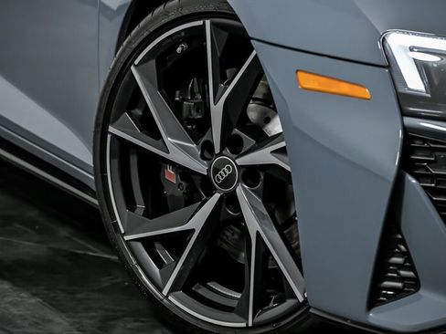 Used 2023 Audi R8 V10 performance image 3