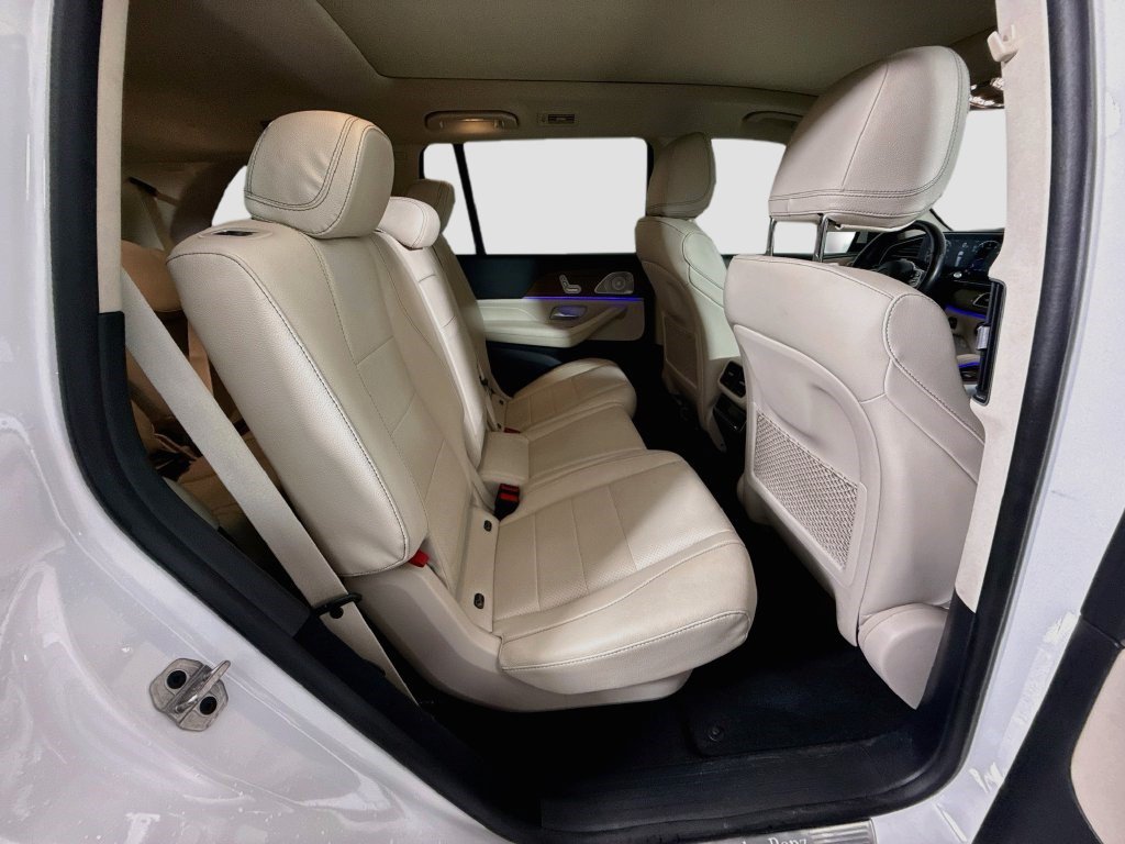 Used 2023 Mercedes-Benz GLS 450 4MATIC image 39