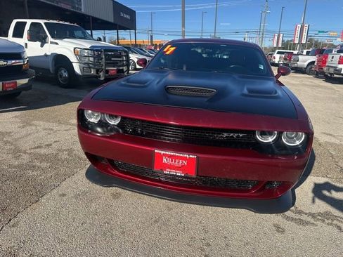 Used 2017 Dodge Challenger SRT Hellcat image 3