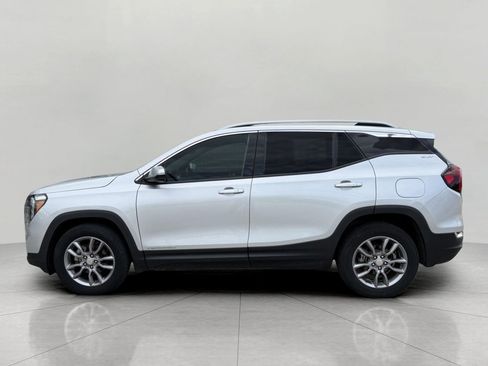 Used 2022 GMC Terrain SLT AWD/4WD image 8