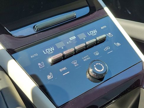 New 2026 Porsche Cayenne Coupe image 32