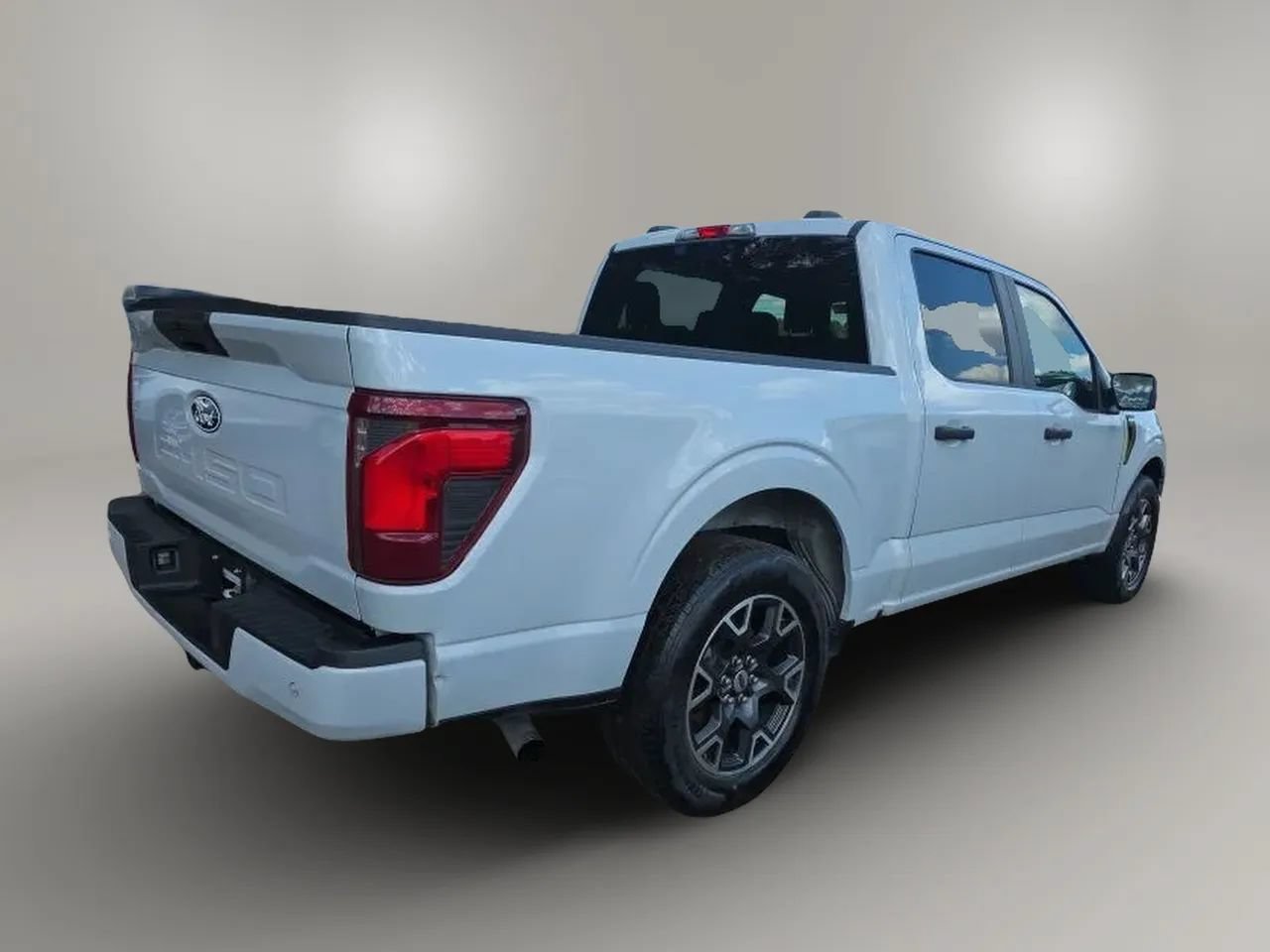 Used 2025 Ford F150 STX w/ Equipment Group 200A RWD image 3