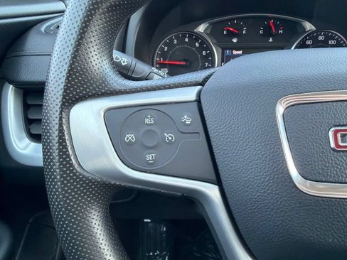 Used 2024 GMC Terrain SLE AWD/4WD image 26
