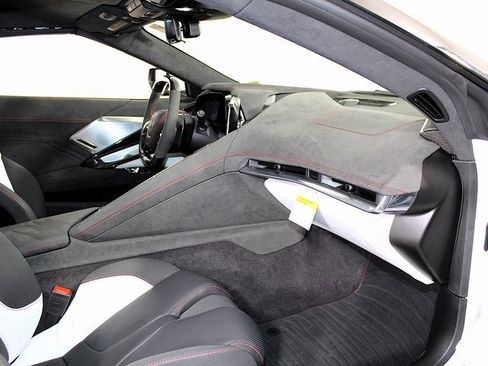 Used 2023 Chevrolet Corvette Z06 image 22