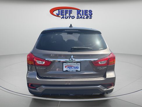 Used 2018 Mitsubishi Outlander Sport ES AWD/4WD image 6