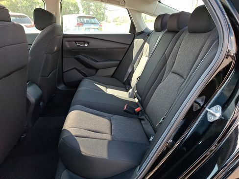 Used 2024 Honda Accord EX image 10