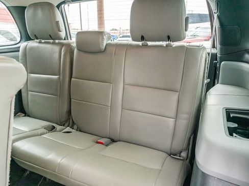 Used 2013 Toyota Sequoia SR5 image 40