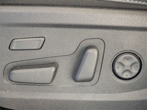 Used 2024 Kia Telluride SX Prestige w/ Towing Package image 30