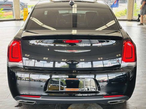 Used 2021 Chrysler 300 S w/ Popular Equipment Group AWD/4WD image 7