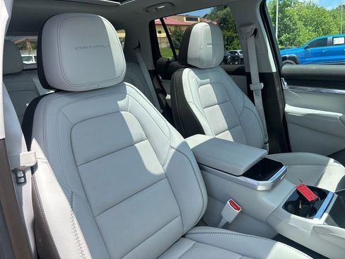 Used 2026 GMC Terrain Denali AWD/4WD image 39