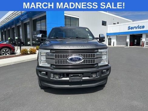 Used 2018 Ford F250 Platinum w/ Platinum Ultimate Package image 3