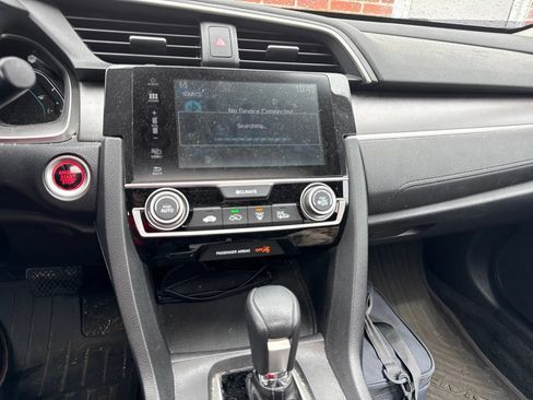Used 2016 Honda Civic EX image 8
