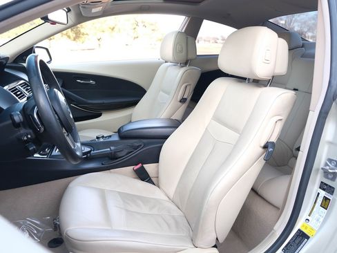 Used 2010 BMW 650i Coupe image 15