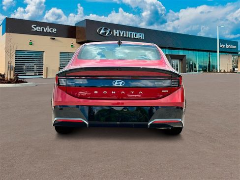 New 2025 Hyundai Sonata SEL image 6