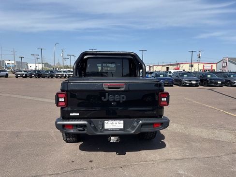 Used 2020 Jeep Gladiator Sport w/ Quick Order Package 24S AWD/4WD image 6