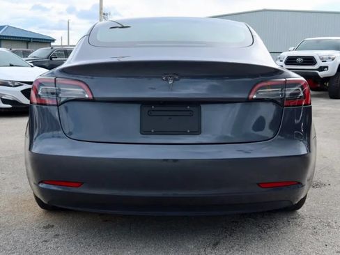 Used 2023 Tesla Model 3 Standard Range RWD image 3