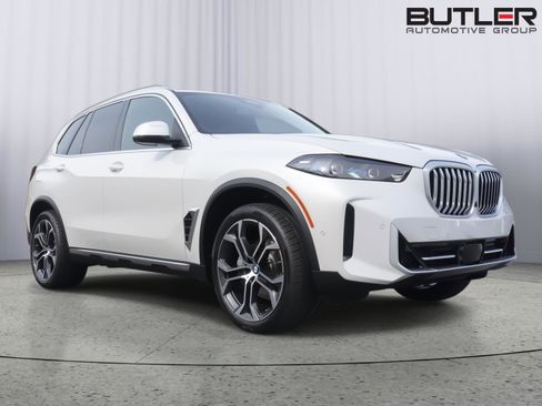 New 2026 BMW X5 sDrive40i w/ Climate Comfort Package RWD image 3