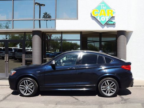 Used 2018 BMW X4 M40i image 8