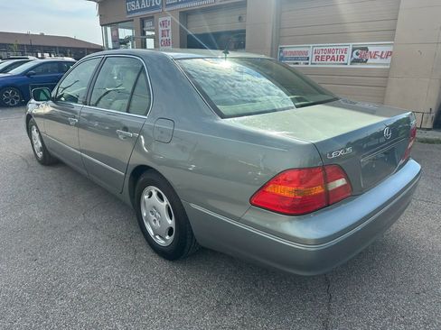 Used 2001 Lexus LS 430 RWD image 4