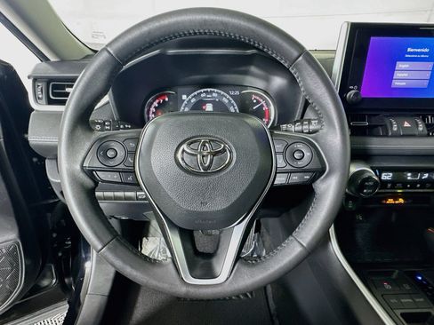 Used 2023 Toyota RAV4 XLE Premium FWD image 15